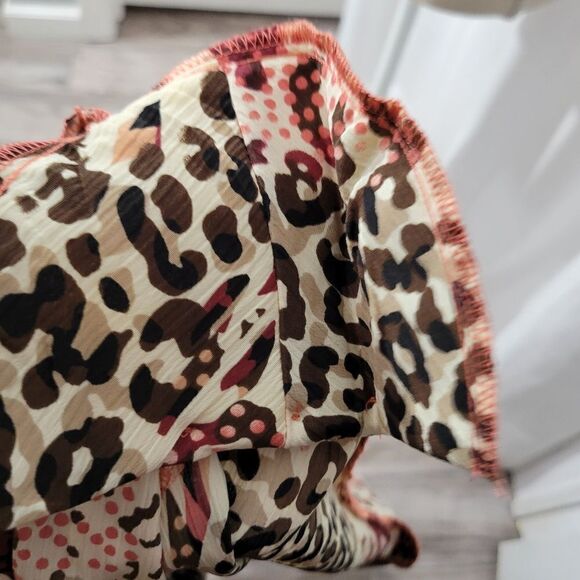 Donnkenny plus size women's animal print blouse - Picture 8 of 10